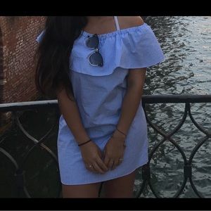 Off-the-shoulder tunic beach dress